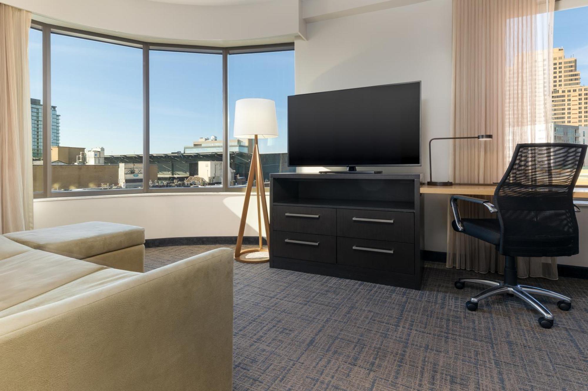 Hotel By Marriott Downtown Grand Rapids